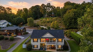 Exterior - Lakefront Home, Hot tub, Fire Pit, Game Room, & Movie Room! (Marion)