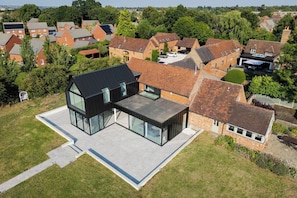 Exterior - Home Cinema | Stunning Barn Retreat (Cawston, Rugby - Swallow Fields Luxury Barn)