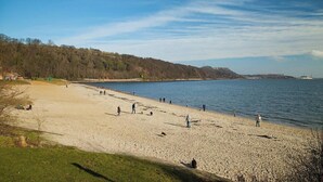 Nær stranden