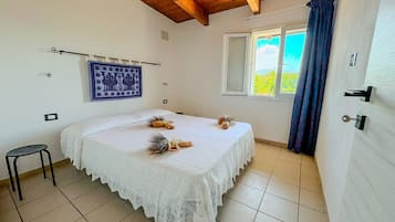 Bed sheets, wheelchair access