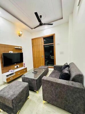 Living area - VIBE by Prahar Homes (New Delhi)