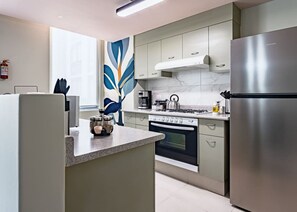 Fridge, microwave, oven, stovetop