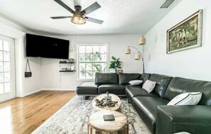 Smart-TV, Videospiele, Bücher