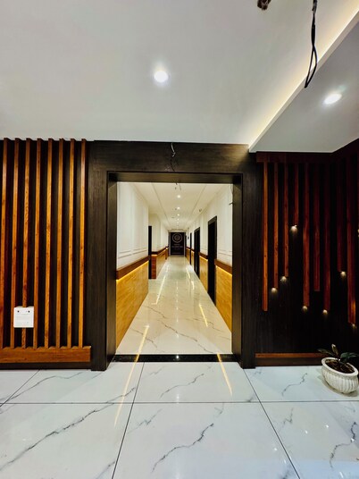 Hotel Ellora Inn Best Hotel In Sultanpur