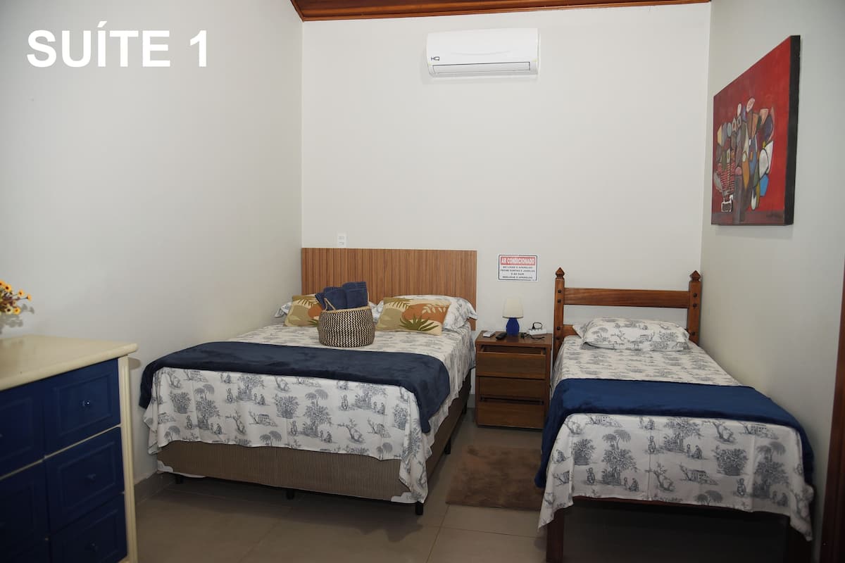 Deluxe Suite, Pool View | Laptop workspace, free WiFi