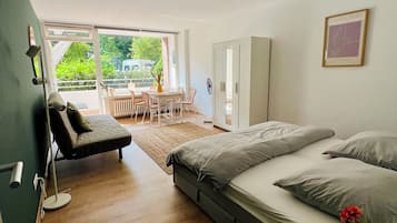 1 bedroom, iron/ironing board, internet, bed sheets