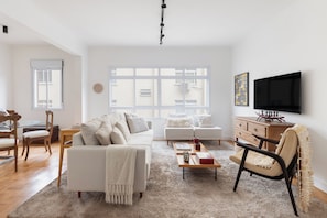 Comfort-Apartment, Stadtblick | Wohnbereich