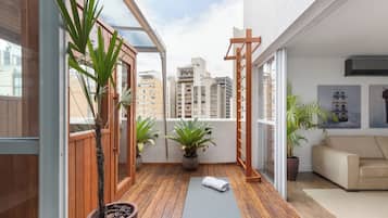 Departamento Deluxe, vista a la ciudad | Terraza o patio
