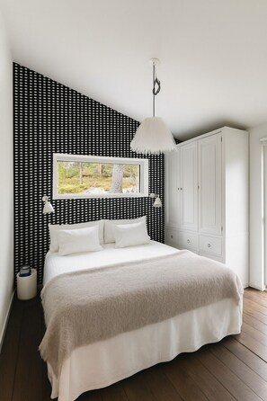 4 habitaciones, tabla de planchar con plancha y wifi gratis 