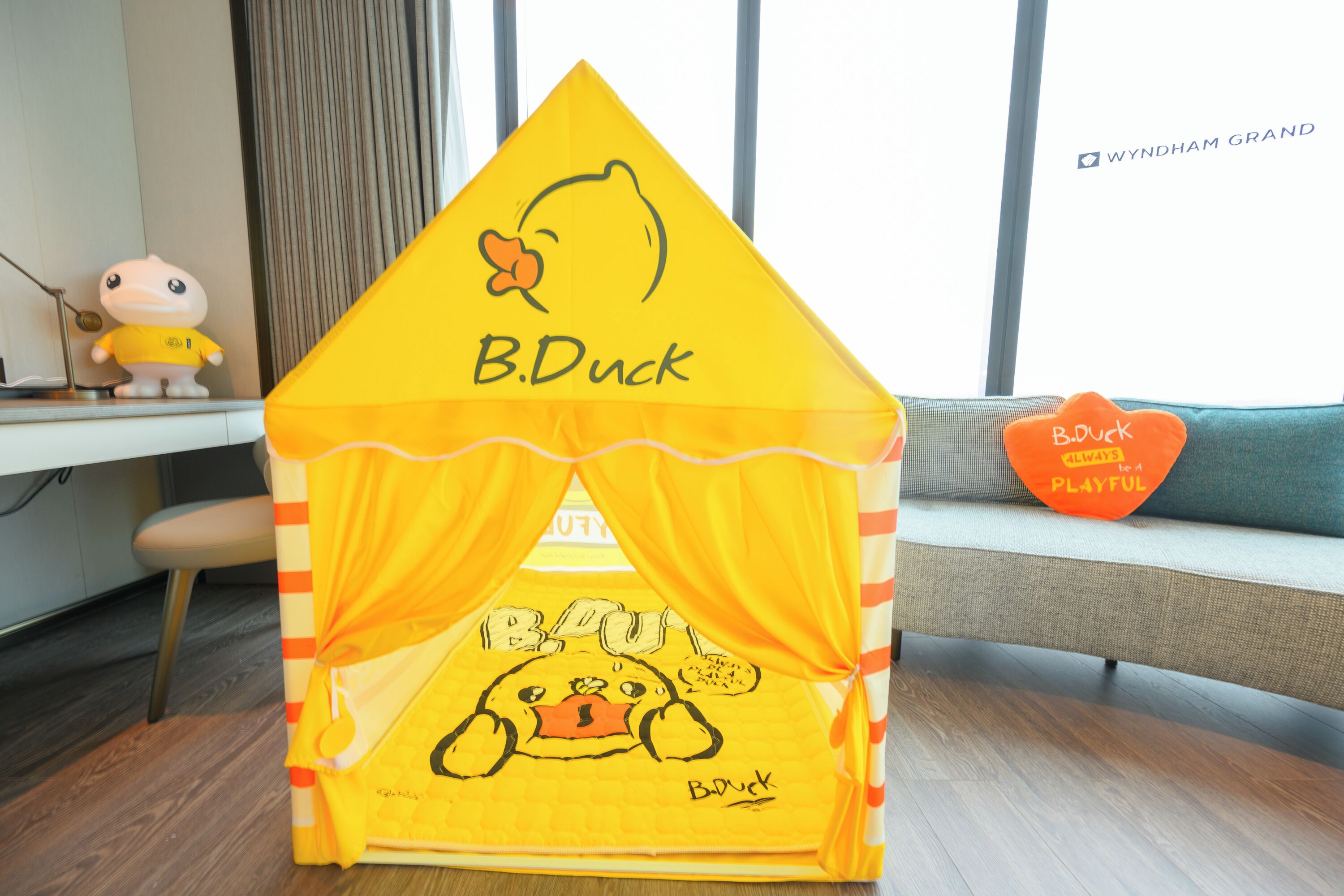 Phòng 3 dành cho gia đình, 1 giường cỡ king (Parent Child) | Bộ trải giường bằng vải cotton Ai Cập, bộ đồ giường cao cấp 