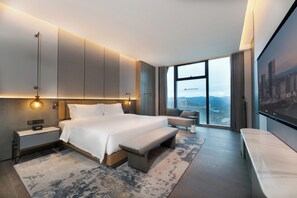 Egyptian cotton sheets, premium bedding, down duvets - Wyndham Grand Yichang Riverside (Yichang)