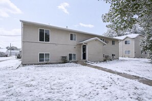Exterior - Walk to DT I King I Keyless Entry I Garage I W/D (Fargo)