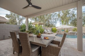 Outdoor dining