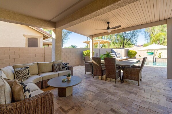Outdoor dining