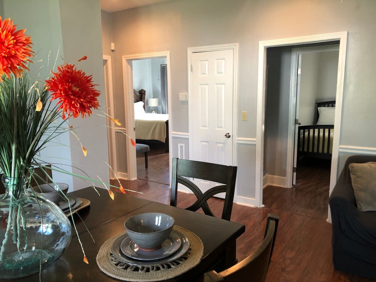 3 多间卧室、办公桌、熨斗/熨衣板、免费 WiFi