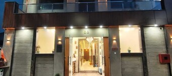 Taj Belleza Vista By Trippizo