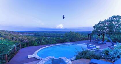 Valley View Retreat for 10