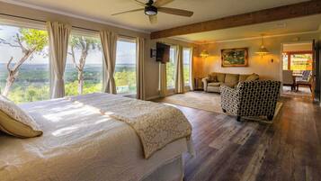 House, Multiple Beds, Pool Access, Valley View (Valley View) | 5 bedrooms, individually decorated, individually furnished, bed sheets