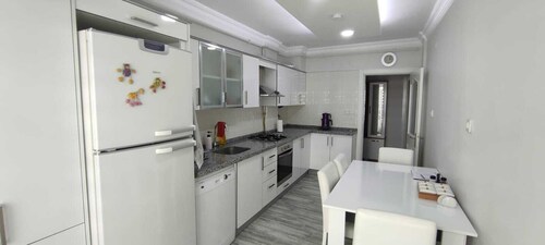 Well-Maintained 2+1 Apartment in the Center