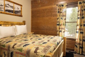 3 bedrooms, WiFi, bed sheets