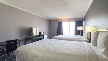 Habitación, 1 cama de matrimonio, no fumadores | Caja fuerte, wifi gratis, ropa de cama