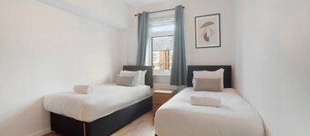 High-End home|Parking|3 beds|sleeps 5