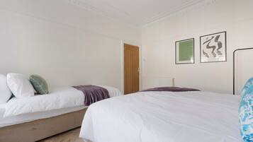 3 dormitorios, tabla de planchar con plancha, wifi