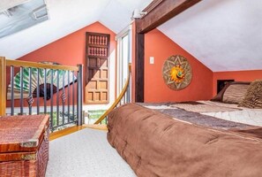 3 chambres, fer et planche à repasser, Wi-Fi, draps fournis