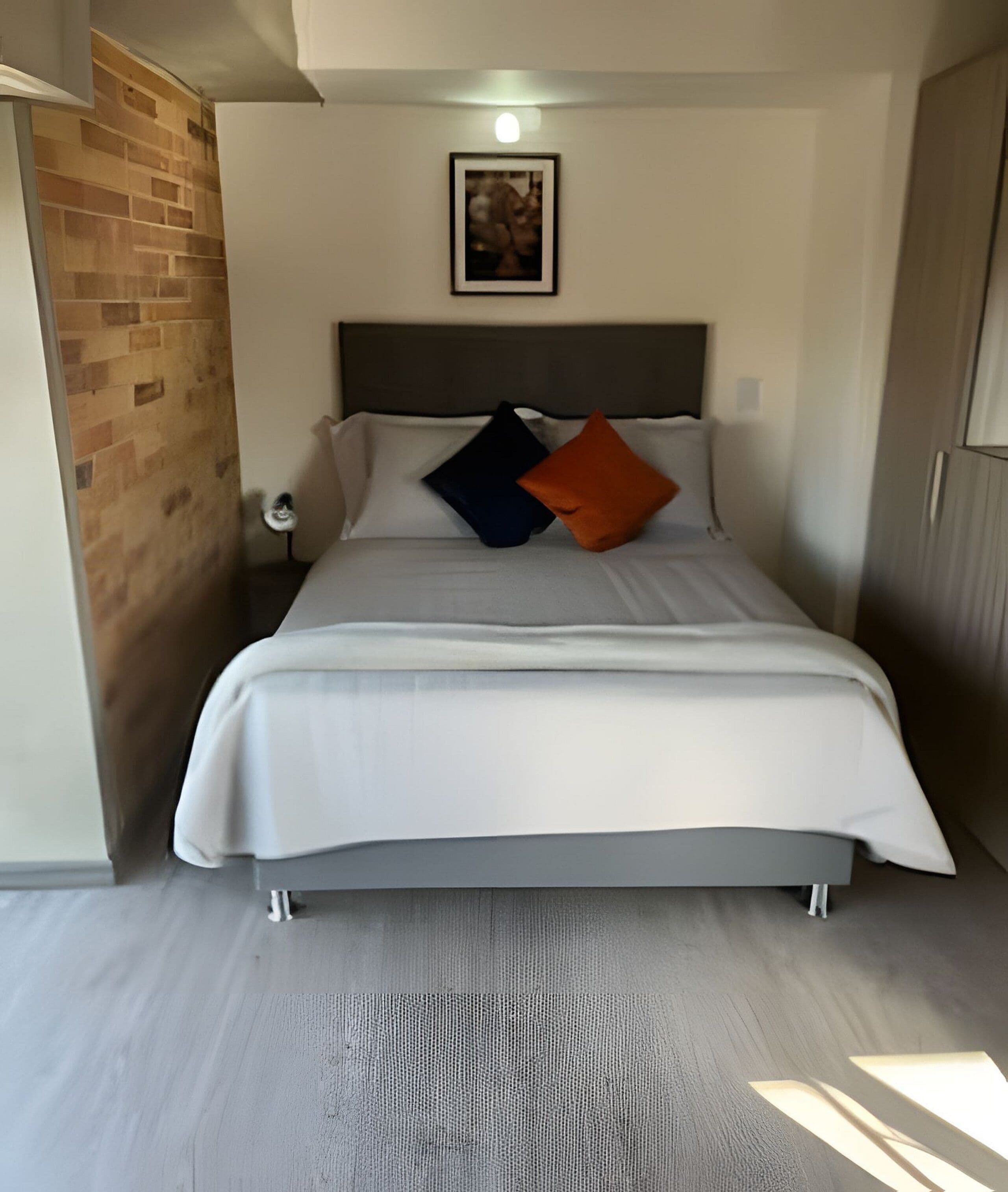 Classic Apartment | Desk, laptop workspace, iron/ironing board, free WiFi