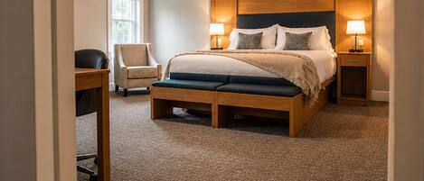 Deluxe Room, 1 King Bed