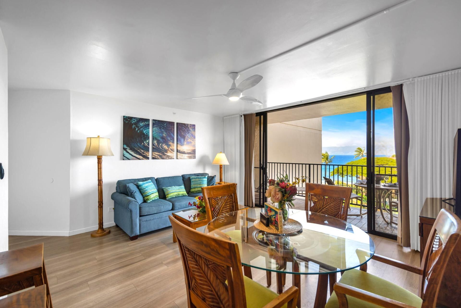 Condo (2 Bedrooms) | Dining