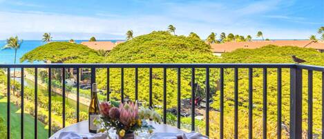 Condo (2 Bedrooms) | Front of property
