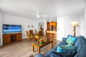 Condo (2 Bedrooms) | Living room | TV