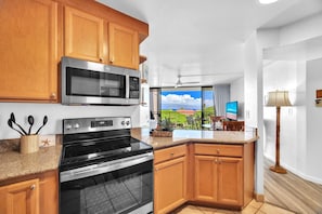 Appart'hôtel (2 Bedrooms) | Cuisine privée | Micro-ondes, four, lave-vaisselle, cafetière/bouilloire