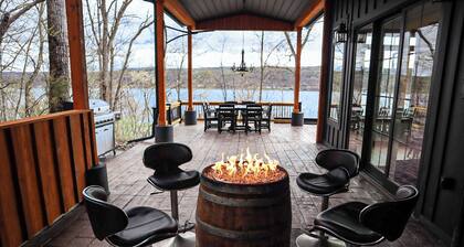 The Barn On Keuka-HotTub-LakeView-WineTrail