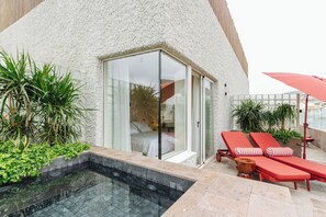 Bureau, rideaux occultants, fer et planche à repasser, Wi-Fi gratuit