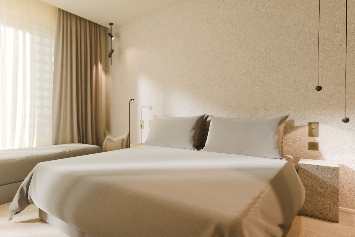 Desk, blackout drapes, iron/ironing board, free WiFi