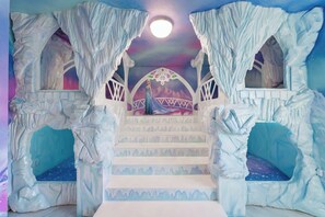 アイロン / アイロン台、WiFi (無料)