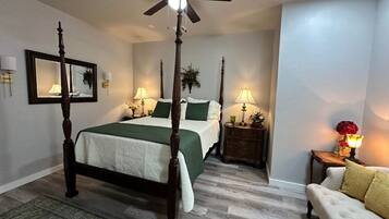 3 bedrooms, desk, iron/ironing board, free WiFi