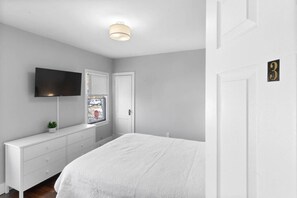 1 chambre, fer et planche à repasser, Wi-Fi gratuit, draps fournis