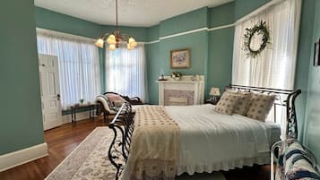 1 chambre, bureau, fer et planche à repasser, accès au Wi-Fi (inclus)