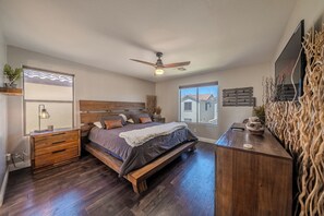 3 bedrooms, iron/ironing board, WiFi, bed sheets