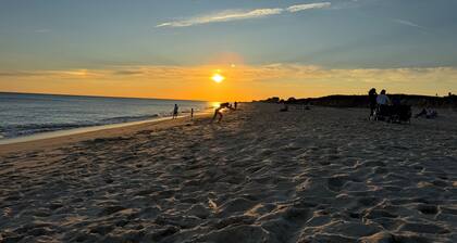 Bright freshly decorated 2-bedroom house on an acre