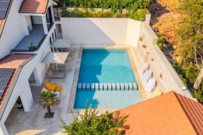 Pool - Villa 16 | Dhërmi by PikHost (Dhërmi)