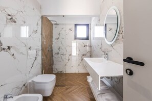 Hair dryer - Villa 16 | Dhërmi by PikHost (Dhërmi)