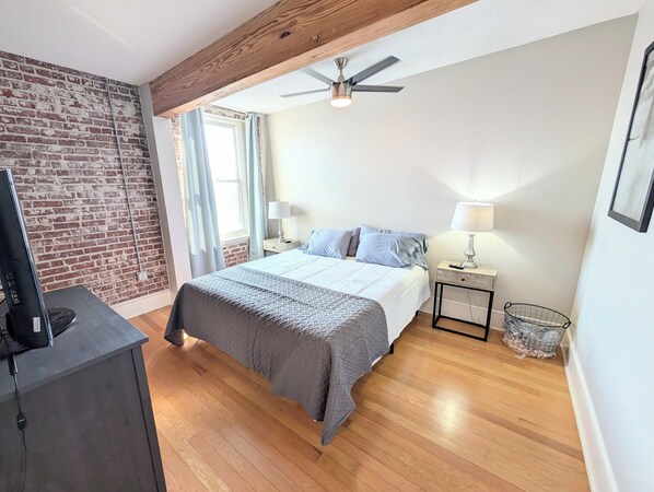 1 bedroom, iron/ironing board, Internet, bed sheets