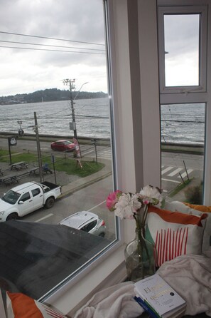 Standard Double Room, City View | Premium bedding, minibar, in-room safe, laptop workspace