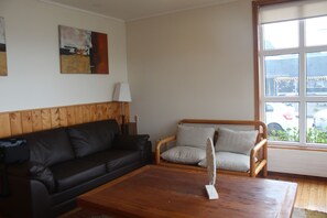 Premium bedding, minibar, in-room safe, laptop workspace
