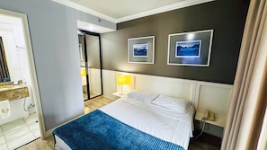 Deluxe Suite | Premium bedding, down duvets, pillow-top beds, desk
