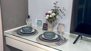 Deluxe Suite | Dining - HOTEL PERDIZES - Flat Executivo - 1204 (São Paulo)